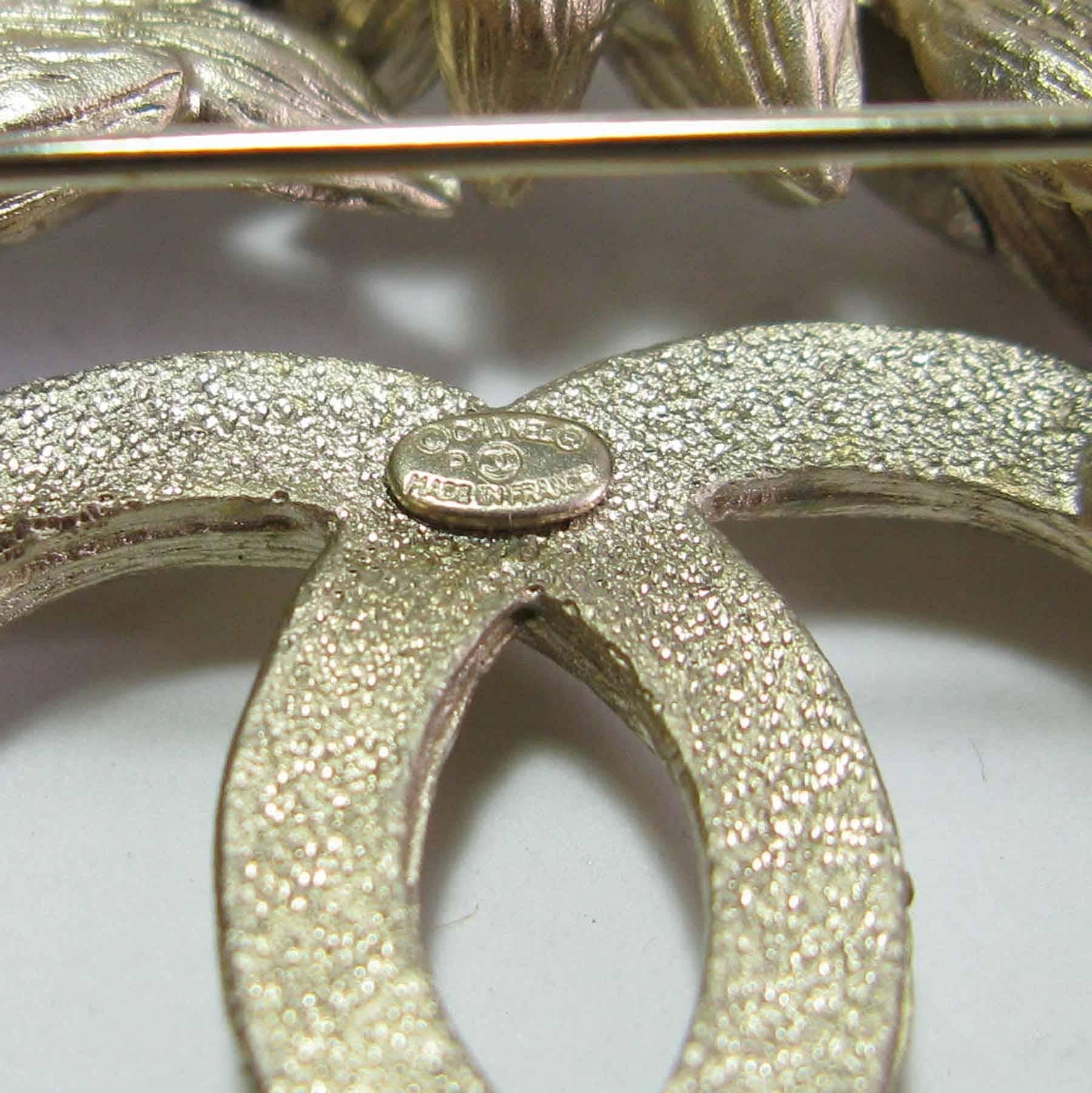 CHANEL Brooch Ear of Wheat Gilt Metal  In New Condition In Paris, FR
