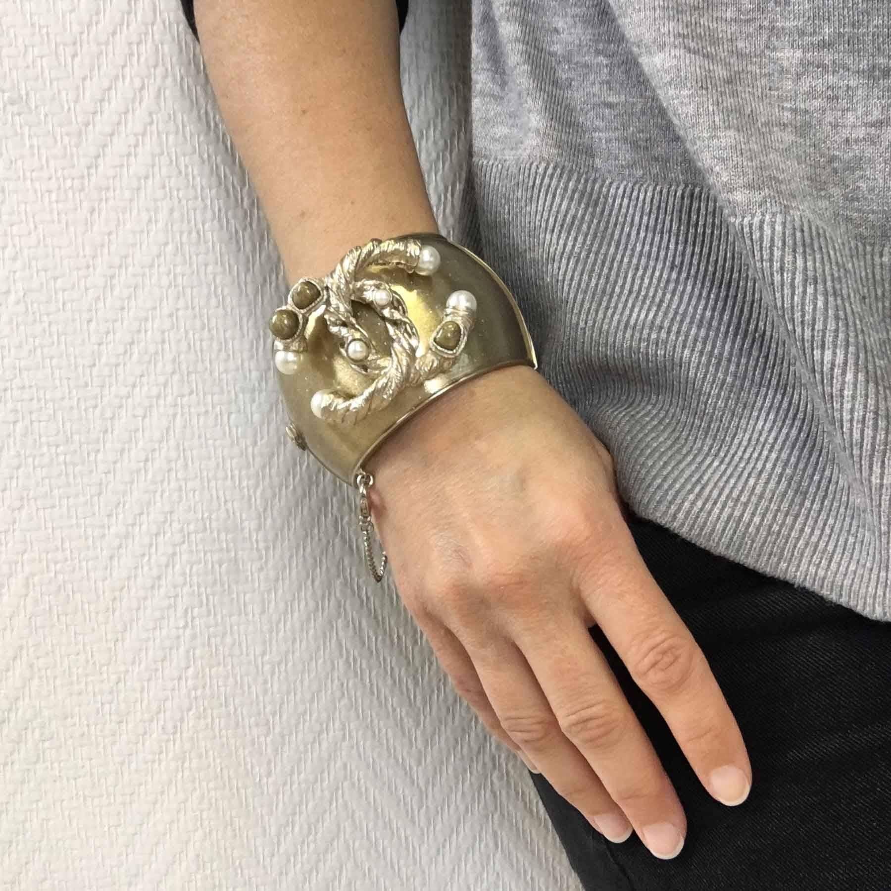 Chanel Gilt Metal, CC Set with Glass Pearls and Glittery Gold Resin Cuff 3