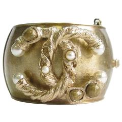 Chanel Gilt Metal, CC Set with Glass Pearls and Glittery Gold Resin Cuff