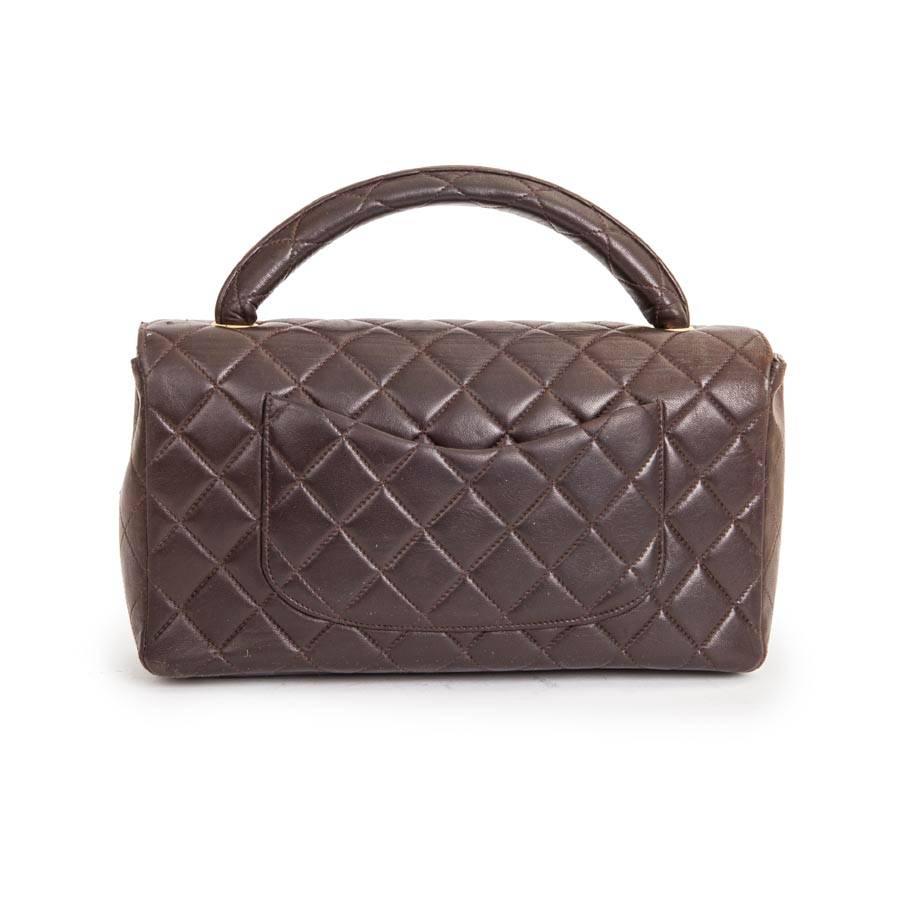 Quilted Brown Leather Chanel Bag In Good Condition In Paris, FR