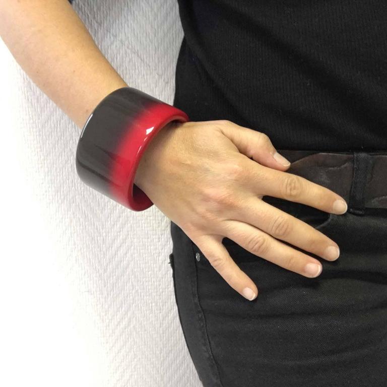 HERMES Bracelet in Red and Gray Lacquered Wood