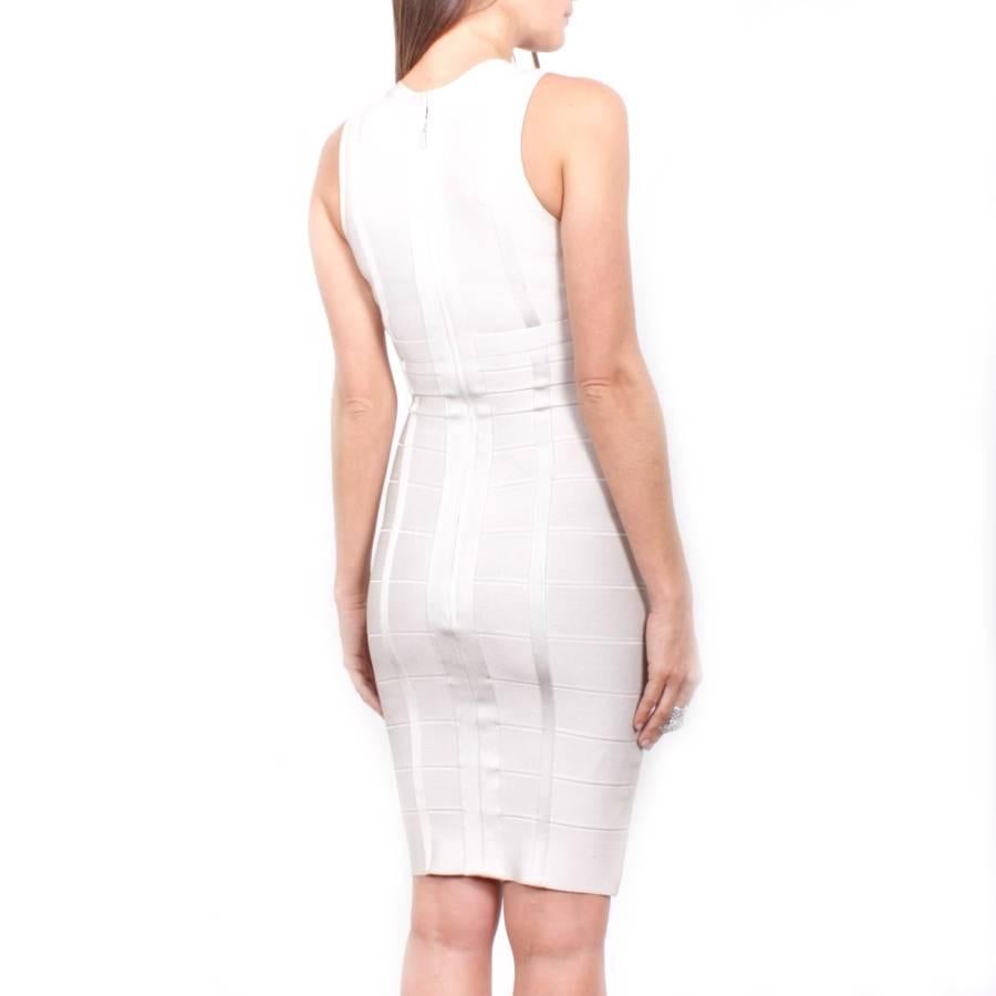 Hervé Léger XS Pearl Gray Bandage Dress In Excellent Condition For Sale In Paris, FR