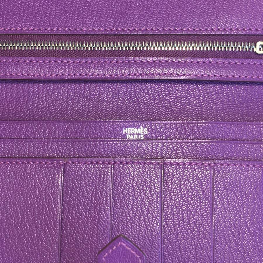 Hermès 'Bearn' Wallet in Purple Leather 1