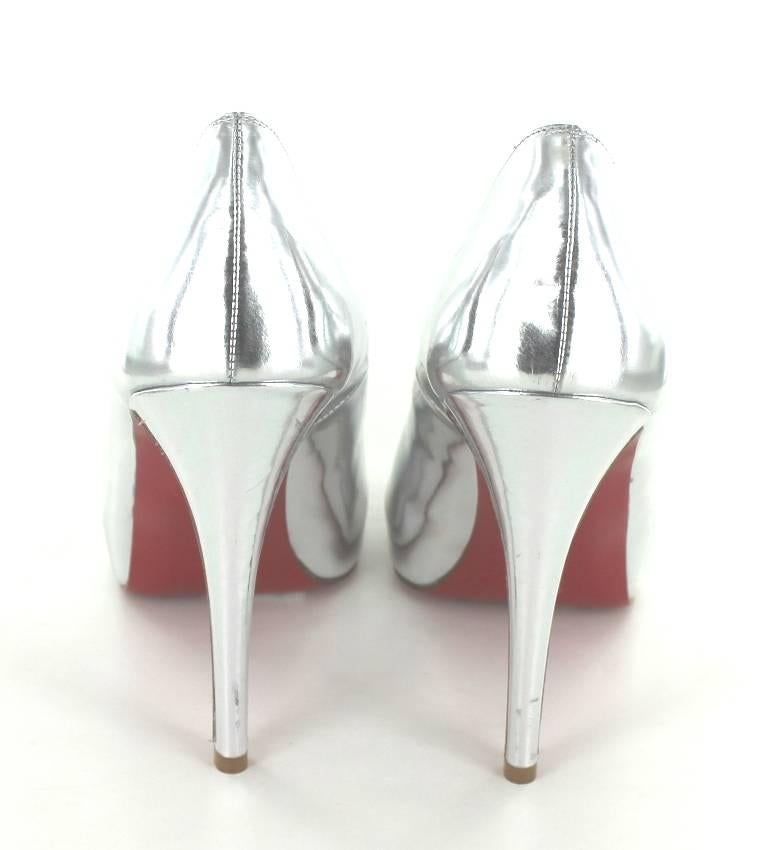 Beige CHRISTIAN LOUBOUTIN Open toe Pumps Size 37FR in Silver Leather