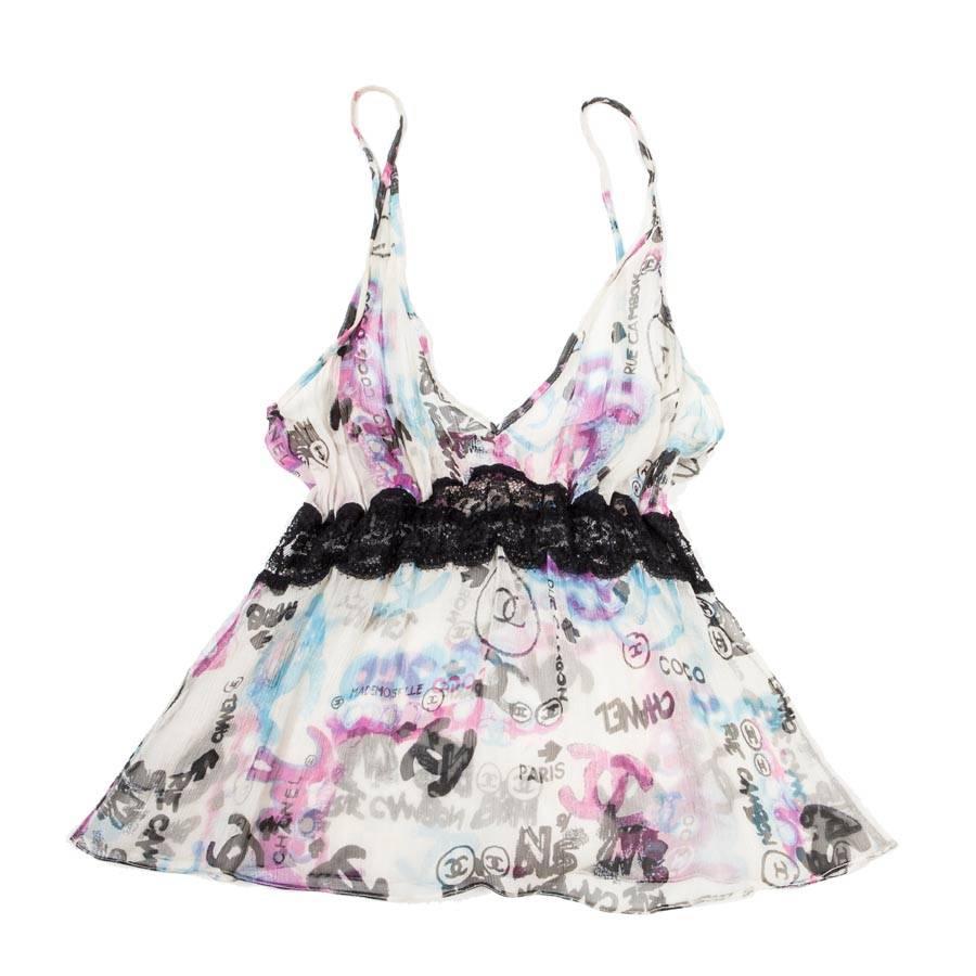 Women's CHANEL Twin Set Size 40FR in Silk and Lace