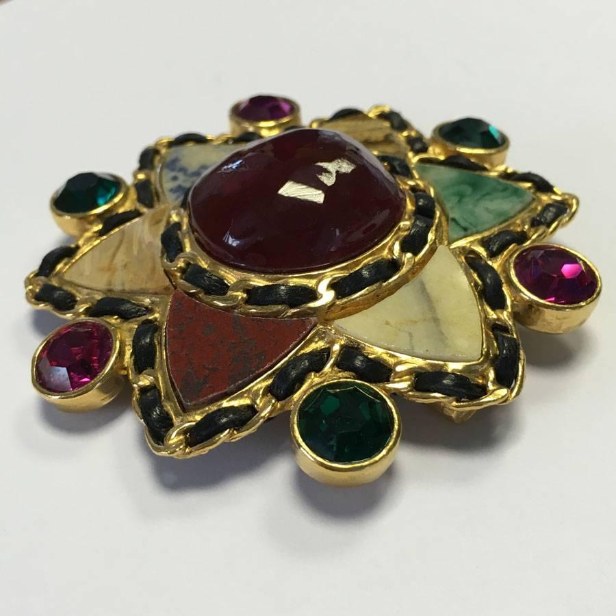 CHANEL Couture Brooch in Molten Glass and Small Colored Faceted Stones 2