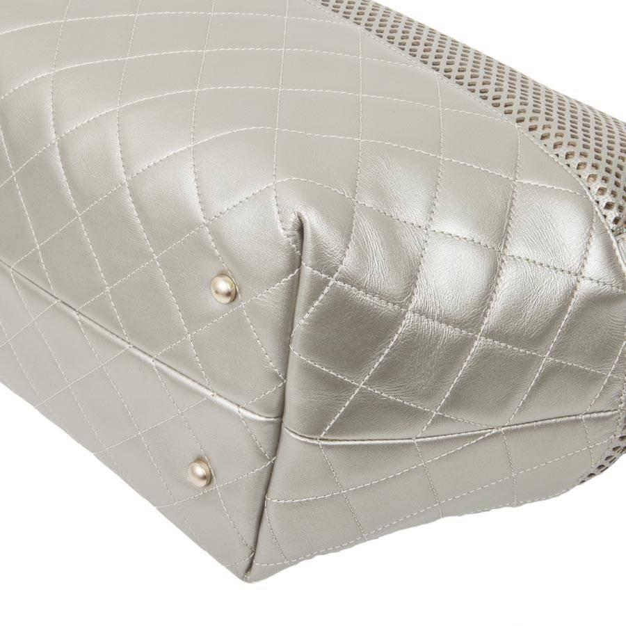 CHANEL Bag in Quilted and Perforated Silver Leather 1