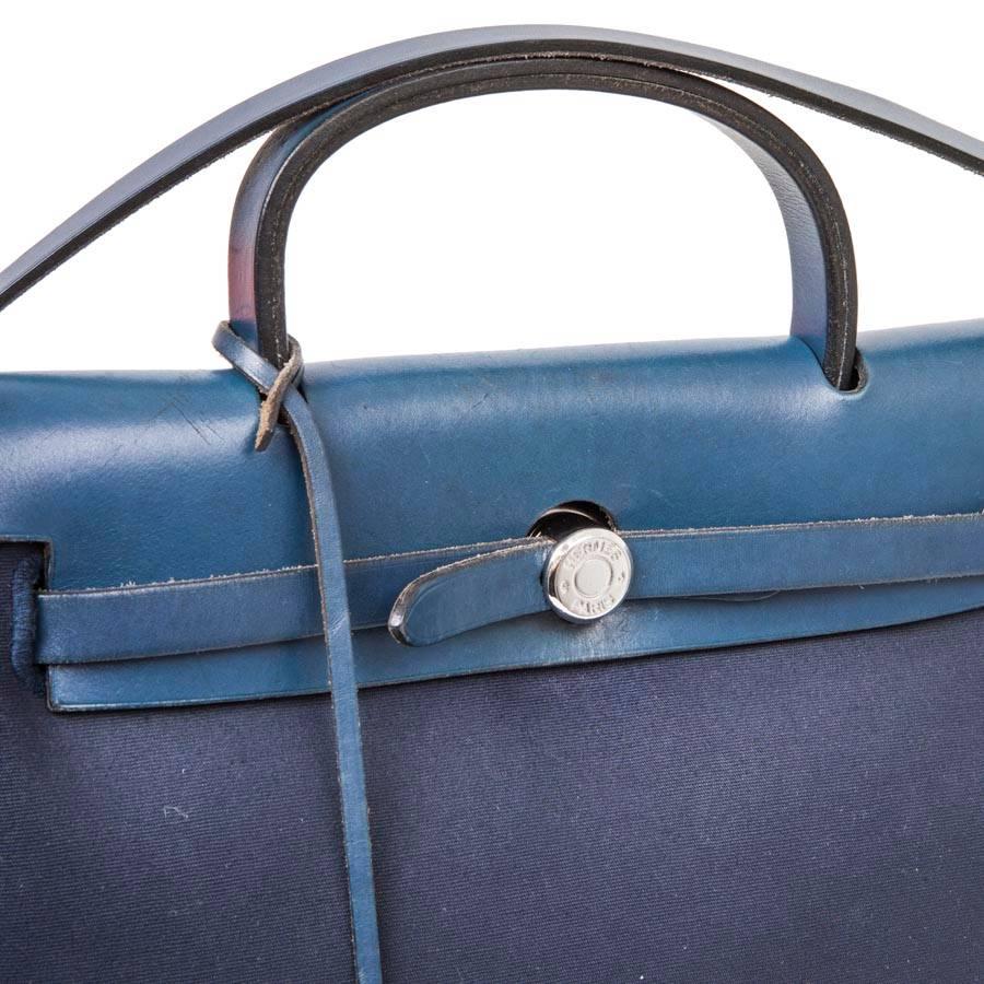 HERMES 'Herbag' in Night Blue Canvas and Leather Bag 2