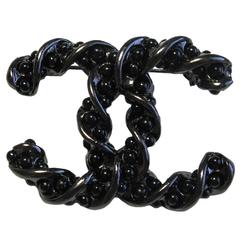 CHANEL Brooch in Ruthenium Metal Braids and Black Pearls