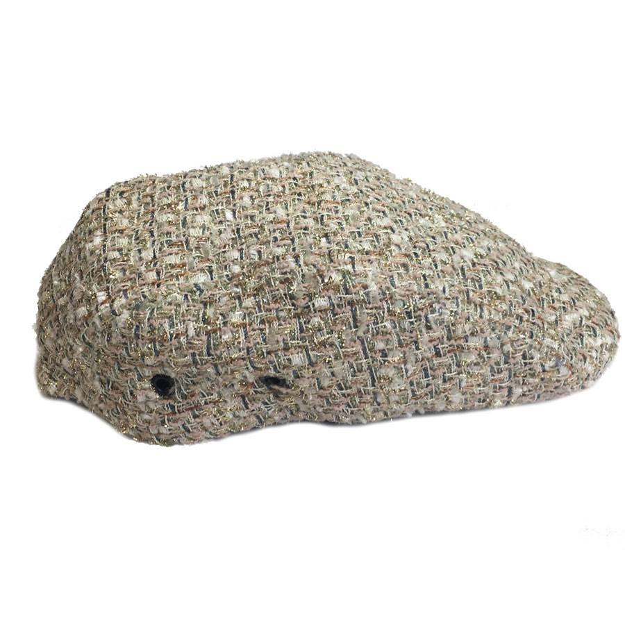 CHANEL Cap Size M in Tweed In Excellent Condition In Paris, FR