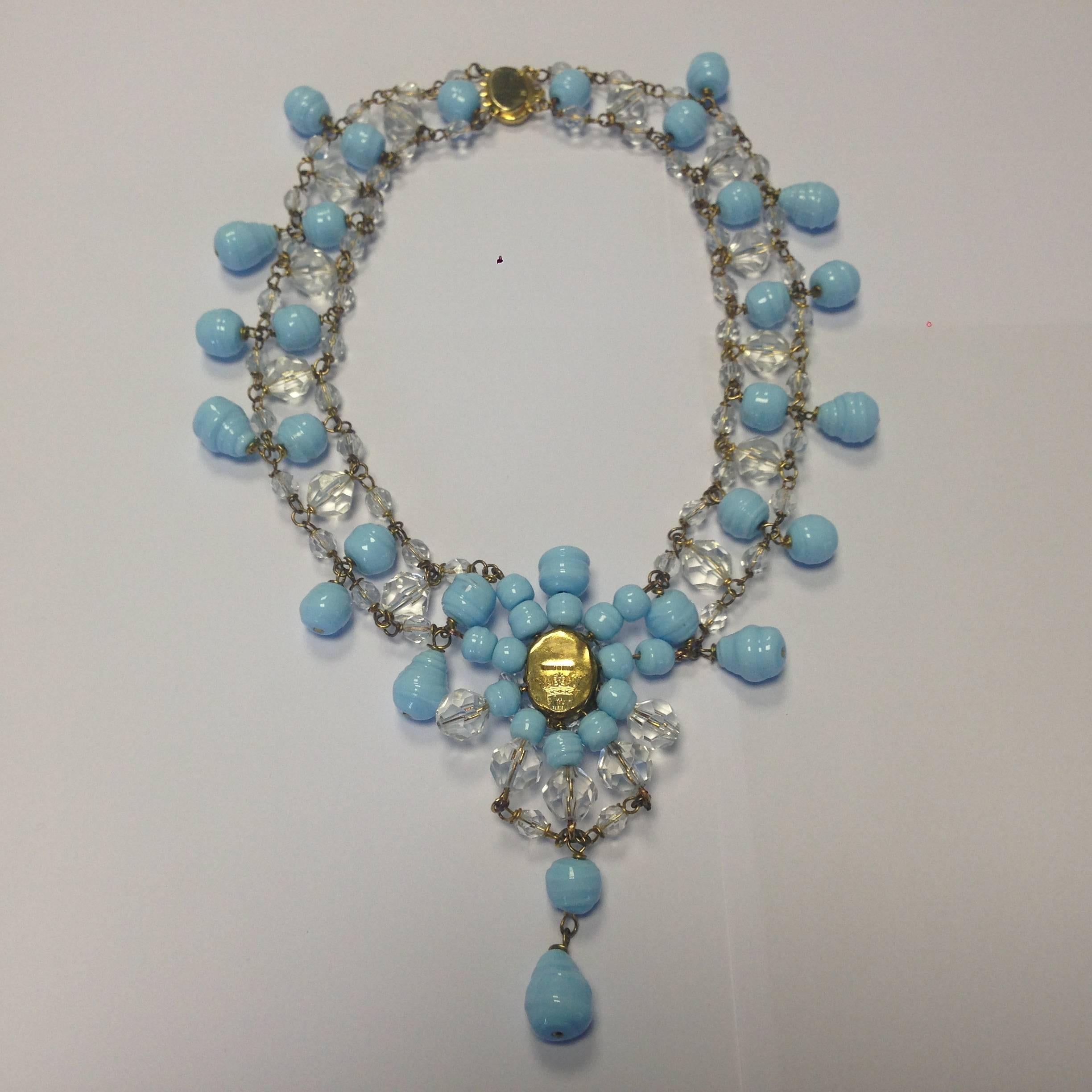 MARGUERITE DE VALOIS Necklace in Sky Blue Molten Glass and Gilt Metal In New Condition For Sale In Paris, FR