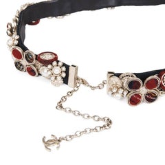 CHANEL Belt 'Paris-Edinburgh' in Leather, Buttons in Tweed and Gilded Metal