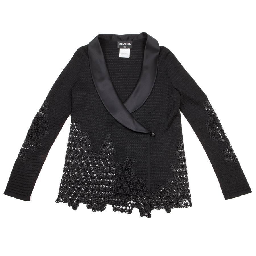 CHANEL Jacket Size 38FR in Black Viscose, Cotton Embroidered with Lace For Sale