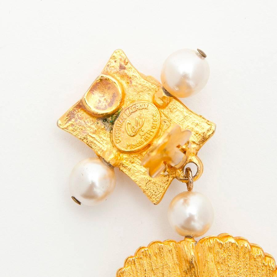 Vintage CHRISTIAN LACROIX Pendant Clip-on Earrings with Crystal, Pearls, Suede In Excellent Condition In Paris, FR