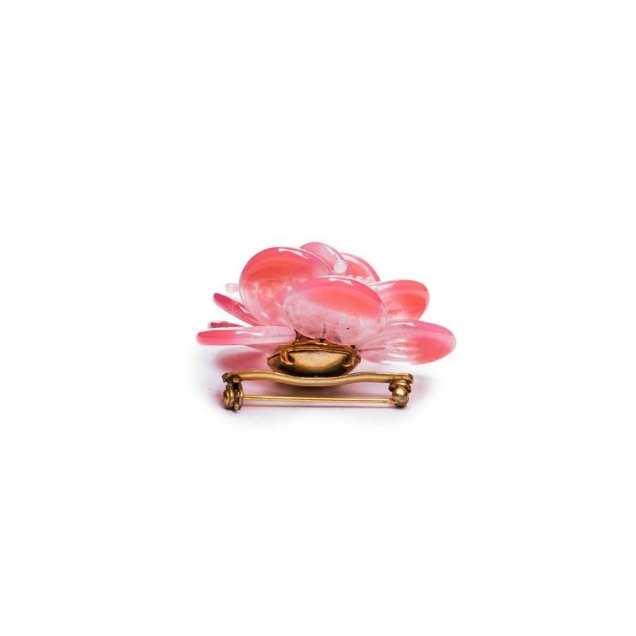Vintage CHANEL Camélia Brooch In Translucent Pink Molten Glass 1