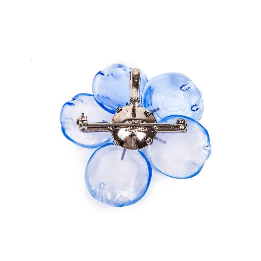 Women's CHANEL Flower Pendant Brooch in Blue and White Molten Glass