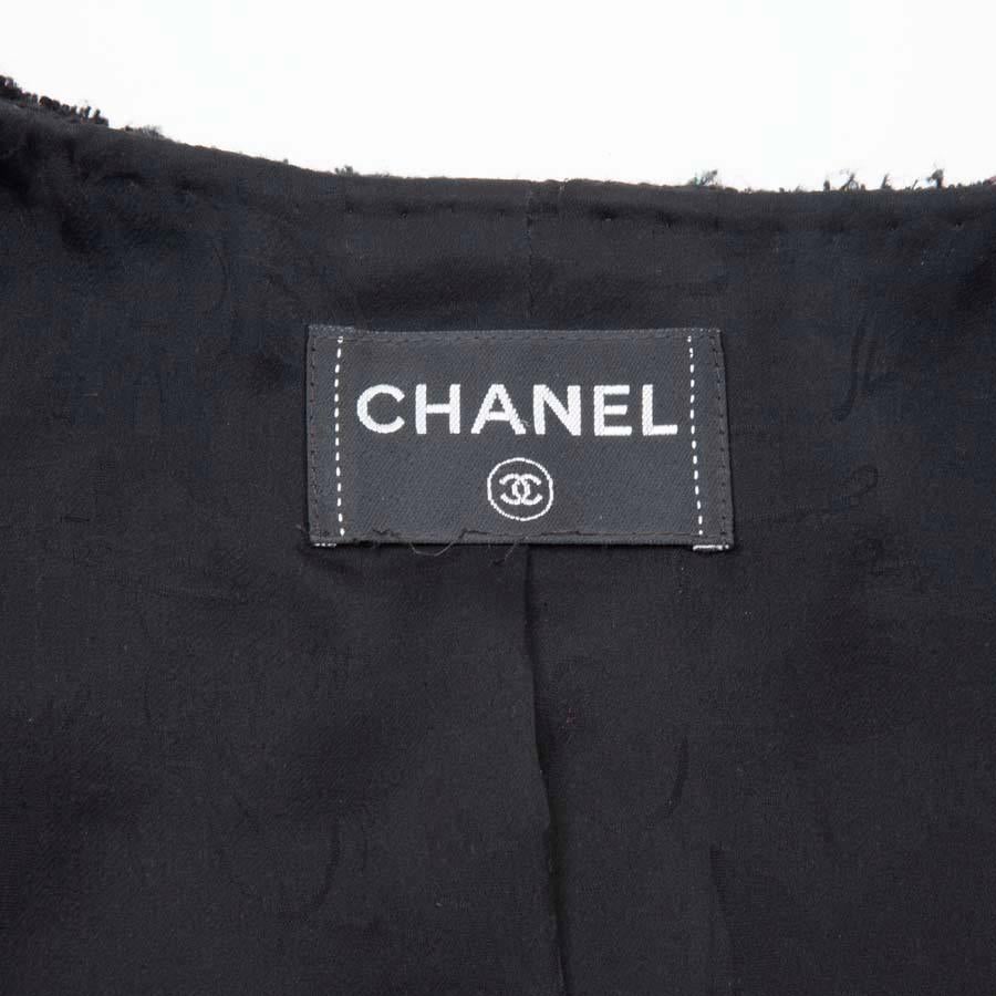 CHANEL Jacket in Black Wool with Multicolored Sequins and Threads 3