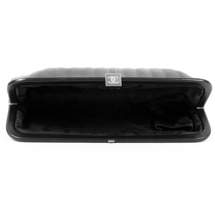 Women's CHANEL Clutch in Black Smooth Lamb Leather