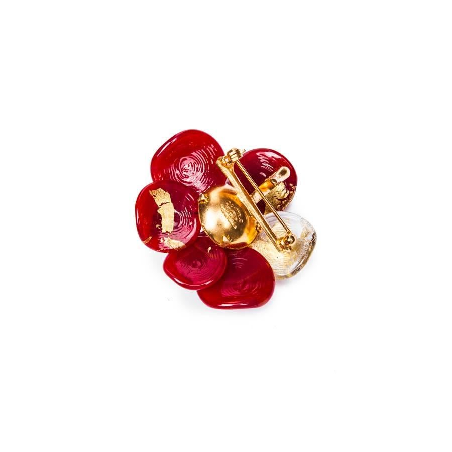 CHANEL Camellia Brooch in Molten Glass and Gilded Metal 2