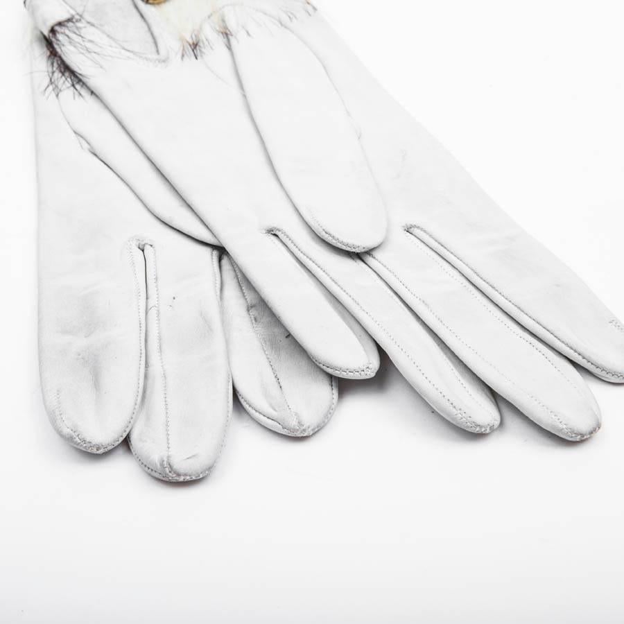 Gray Vintage HERMES Gloves in White Lamb Leather Size 6.5