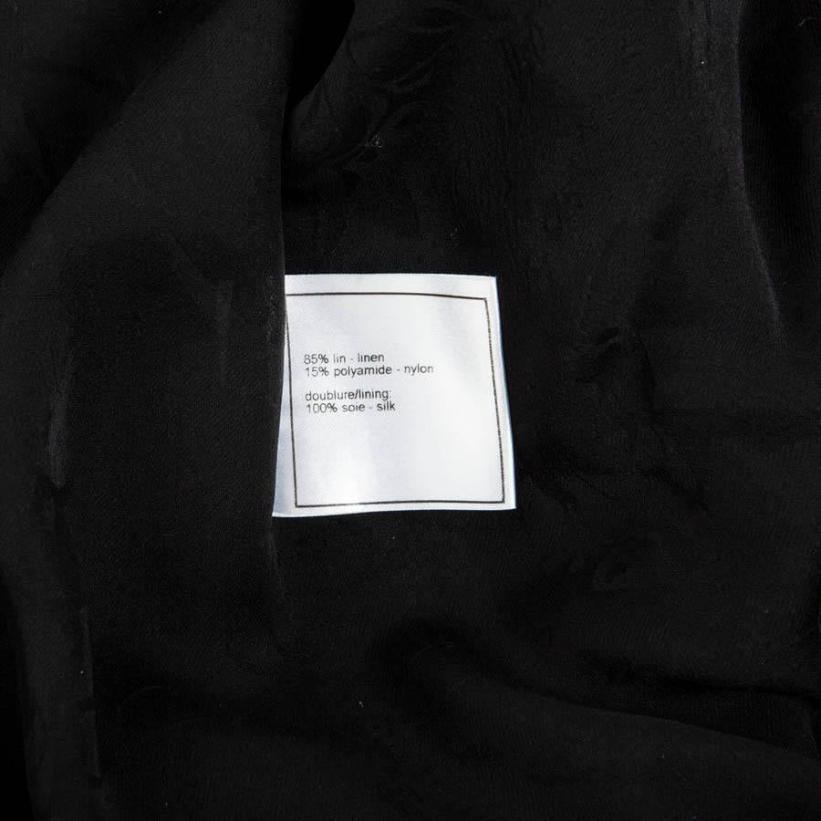 CHANEL Crossed Black and Shiny Linen Blazer Size 40FR For Sale 2