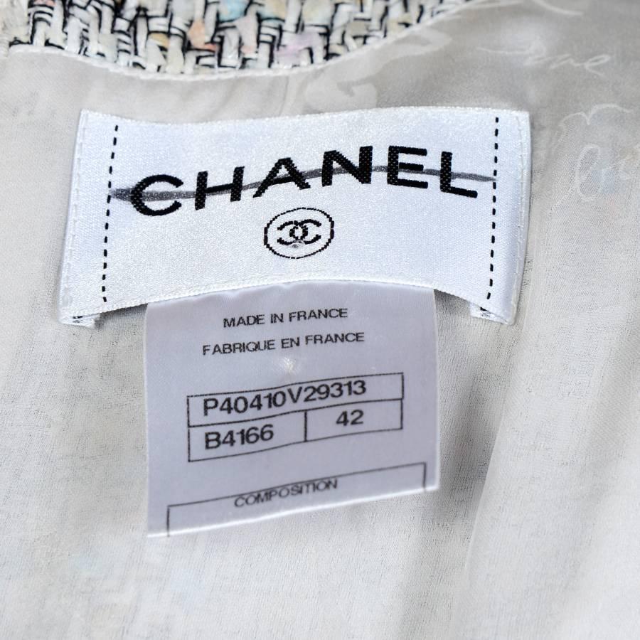 Gray CHANEL Dress in Pastel Colors Tweed Size 42FR For Sale