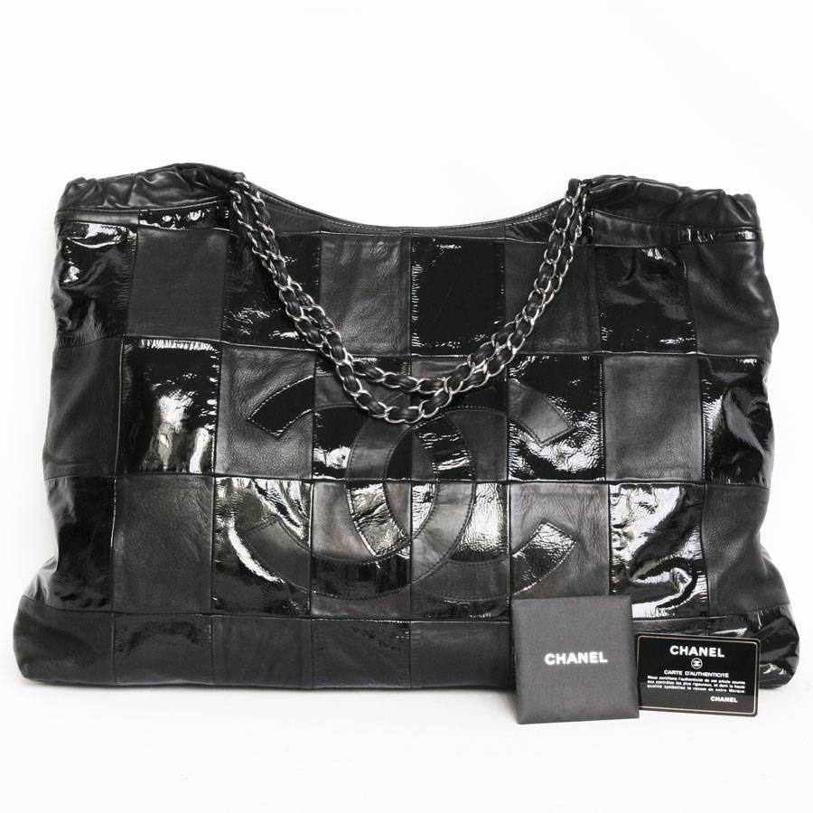 Exceptional CHANEL Bag in Patchwork of Patent and Matte Black Leather 2