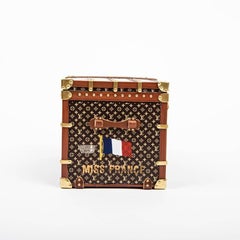 LOUIS VUITTON Miniature 'Miss France' Trunk in Wood and gilded Metal