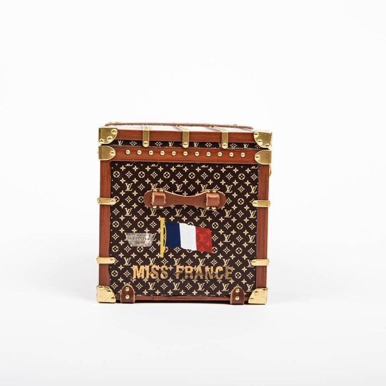 LOUIS VUITTON Miniature 'Miss France' Trunk in Wood and gilded Metal at ...