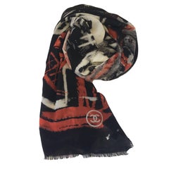 CHANEL Shawl 'Graffiti' in Black, Gray and Red Cashmere