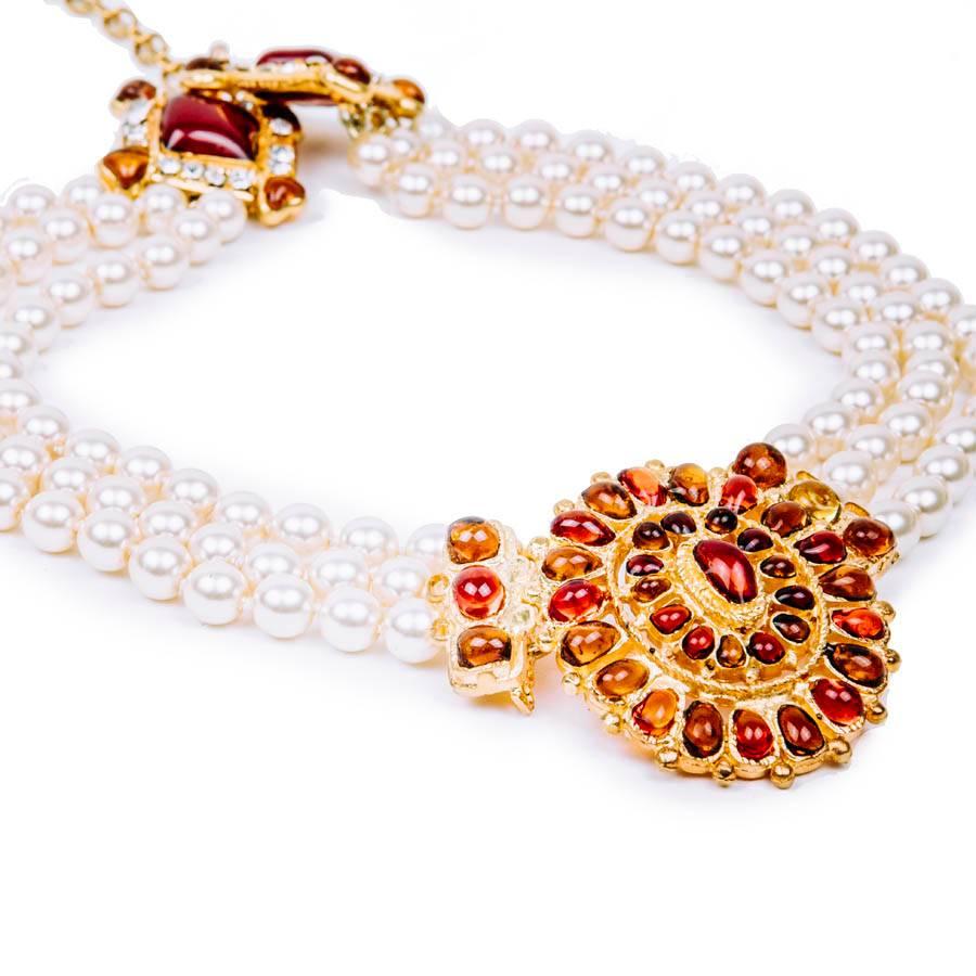 MARGUERITE DE VALOIS Byzantin Triple-Row Necklace in Pearls and Molten Glass 2
