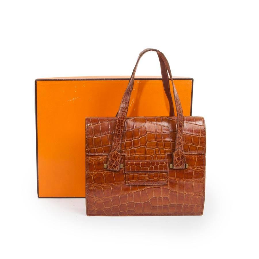 Vintage HERMES '24 Faubourg' Handbag in Camel Alligator Leather 2