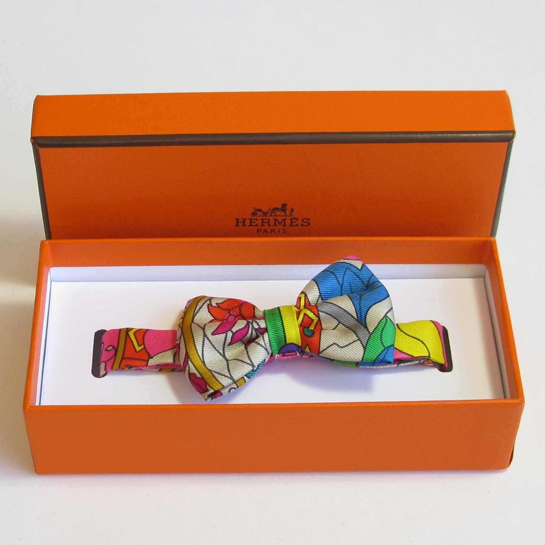 HERMES Multicolored Silk Bow Tie In New Condition In Paris, FR