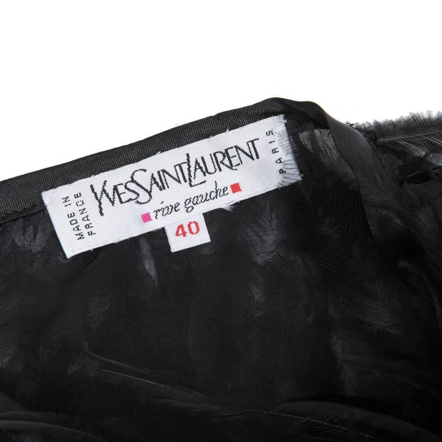YVES SAINT LAURENT Skirt in Black Swan Feathers Size 40EU In Good Condition In Paris, FR