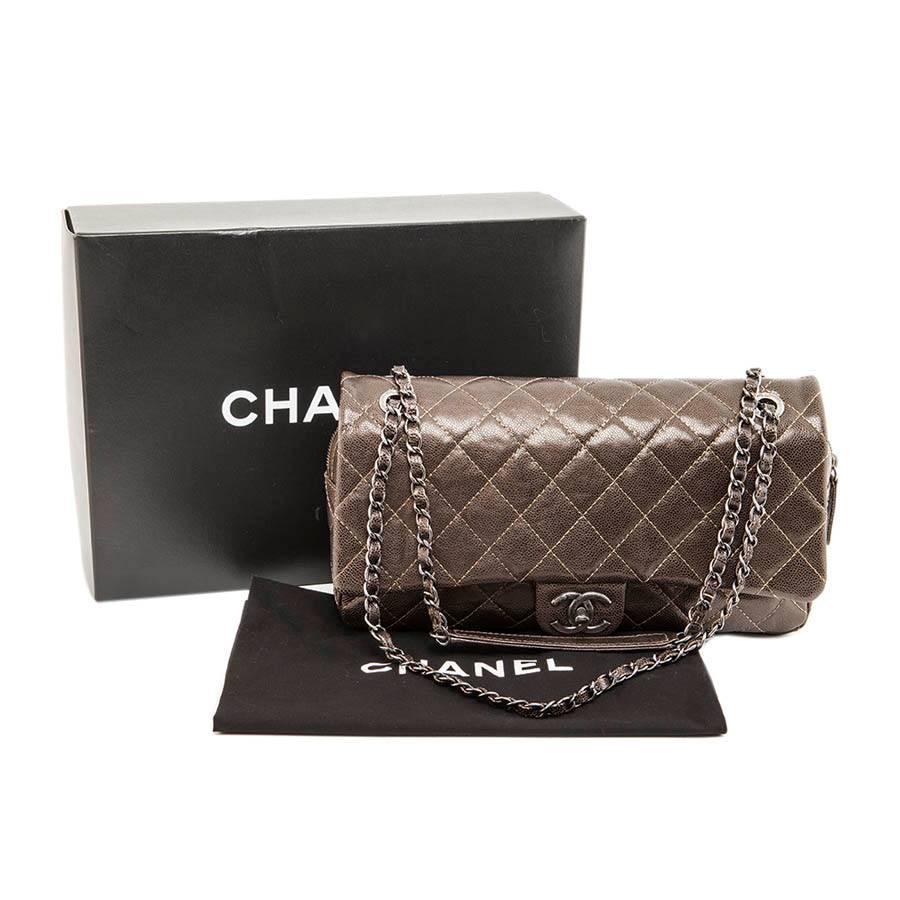 CHANEL Flap Bag in Coppered Quilted Grained Leather 5