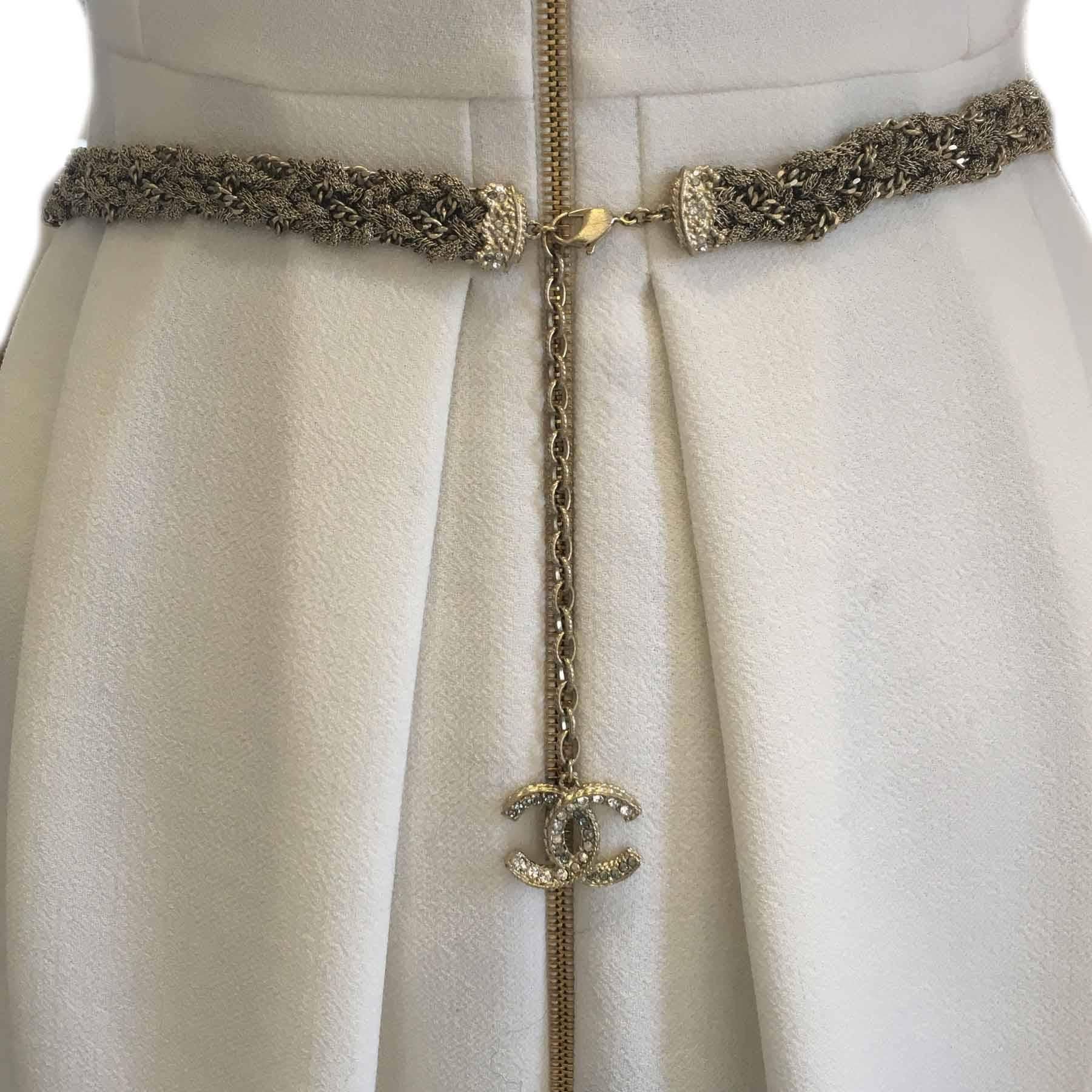 Limited Series CHANEL Interlaced Gilded Metal Chains Belt 4