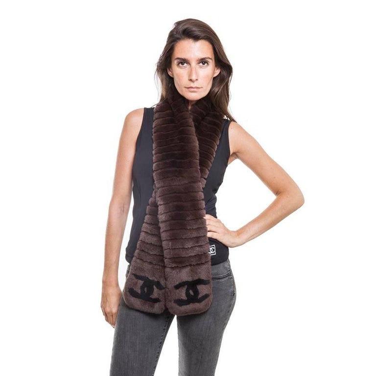CHANEL Scarf in Brown Orylag Fur at 1stDibs | chanel orylag scarf