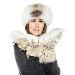 ELCOM Bonnet and Gloves in Gray and White Cashmere and Fox Fur