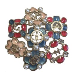 CHANEL Brooch in Multicolored Resin, Rhinestones and Pearls