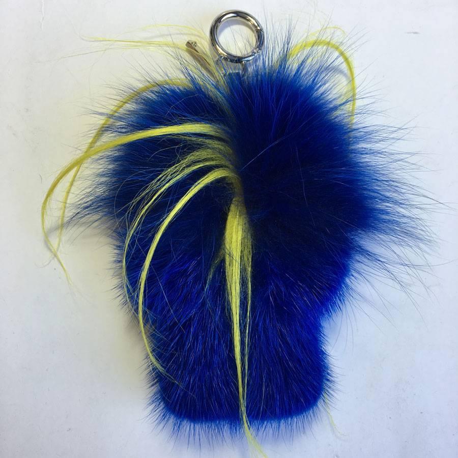 FENDI Bag Charm 'FENDIRUMI BUG-KUN' in Blue and Yellow Mink In Excellent Condition For Sale In Paris, FR