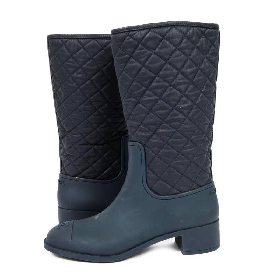 Black CHANEL Mid-Boots in Blue Padded Leather and Plastic Size 39EU