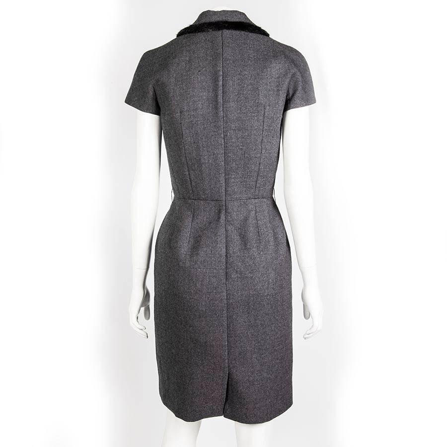 CHRISTIAN DIOR Sheath Dress in Gray Wool Size 36EU In Excellent Condition In Paris, FR