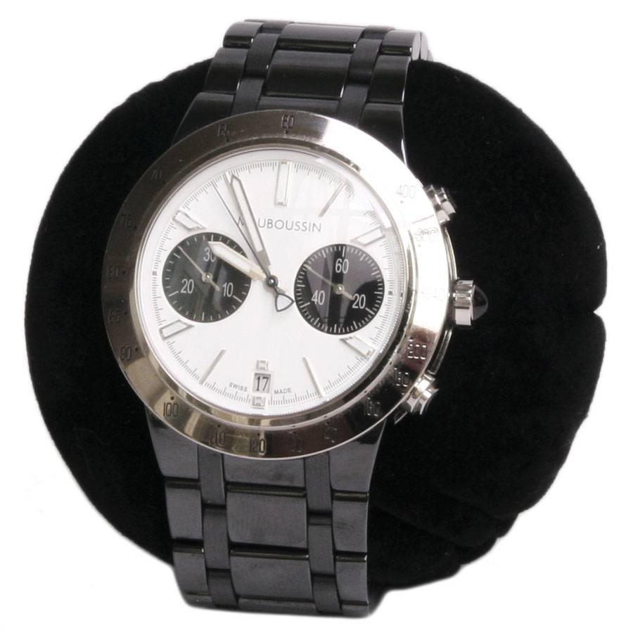Mauboussin men's 'Time for Eve' watch in white gold and black ceramic bracelet.

It was bought on February 17, 2014 at Mauboussin in Paris.

Included : authenticity card.

Automatic chronograph watch with complications, in white gold. Diameter 42