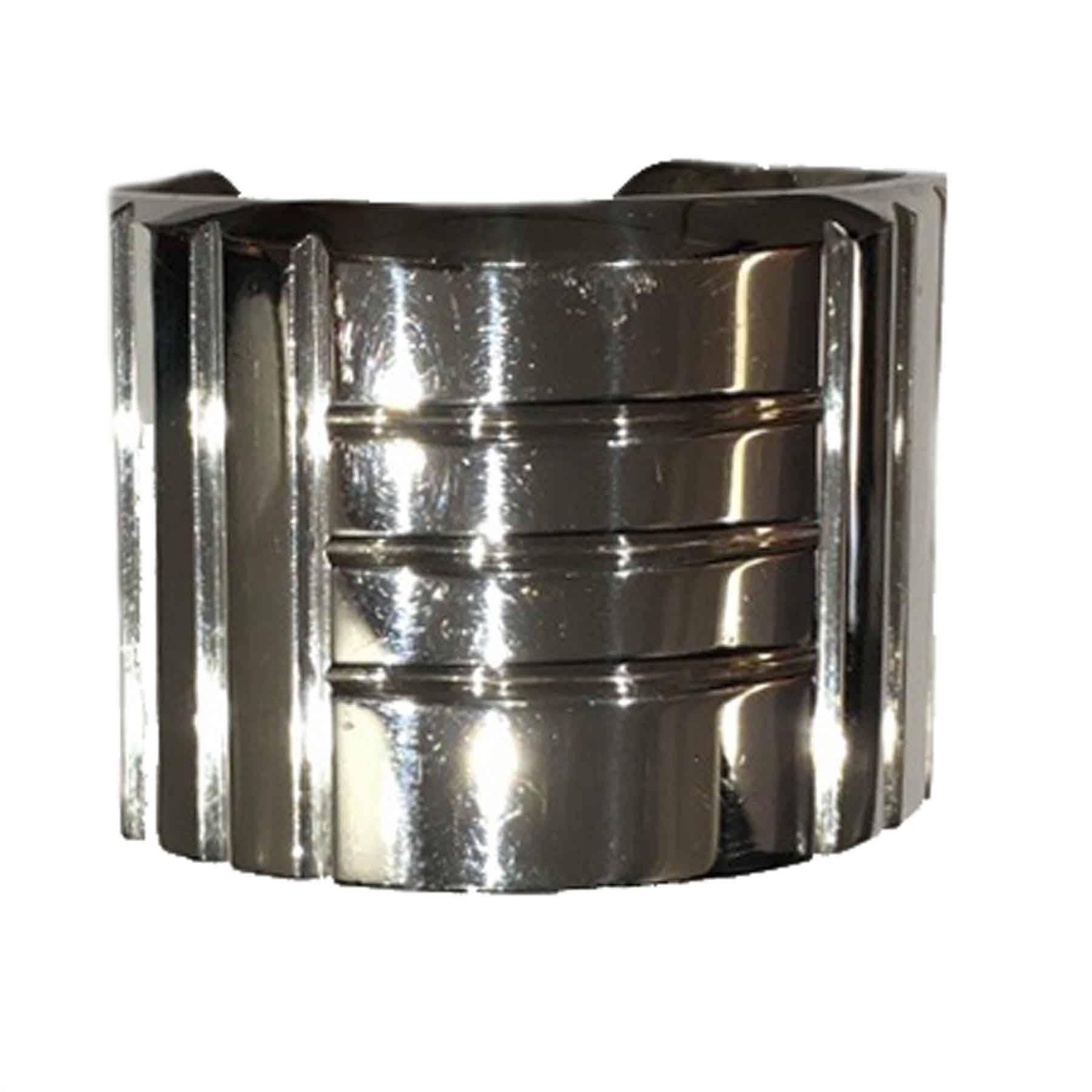  HERMES 'Kellylock' cuff bracelet in sterling silver, size S. Made in Italy.

Sterling silver: 162.7 grams.

Delivered in a Valois Vintage Paris dustbag