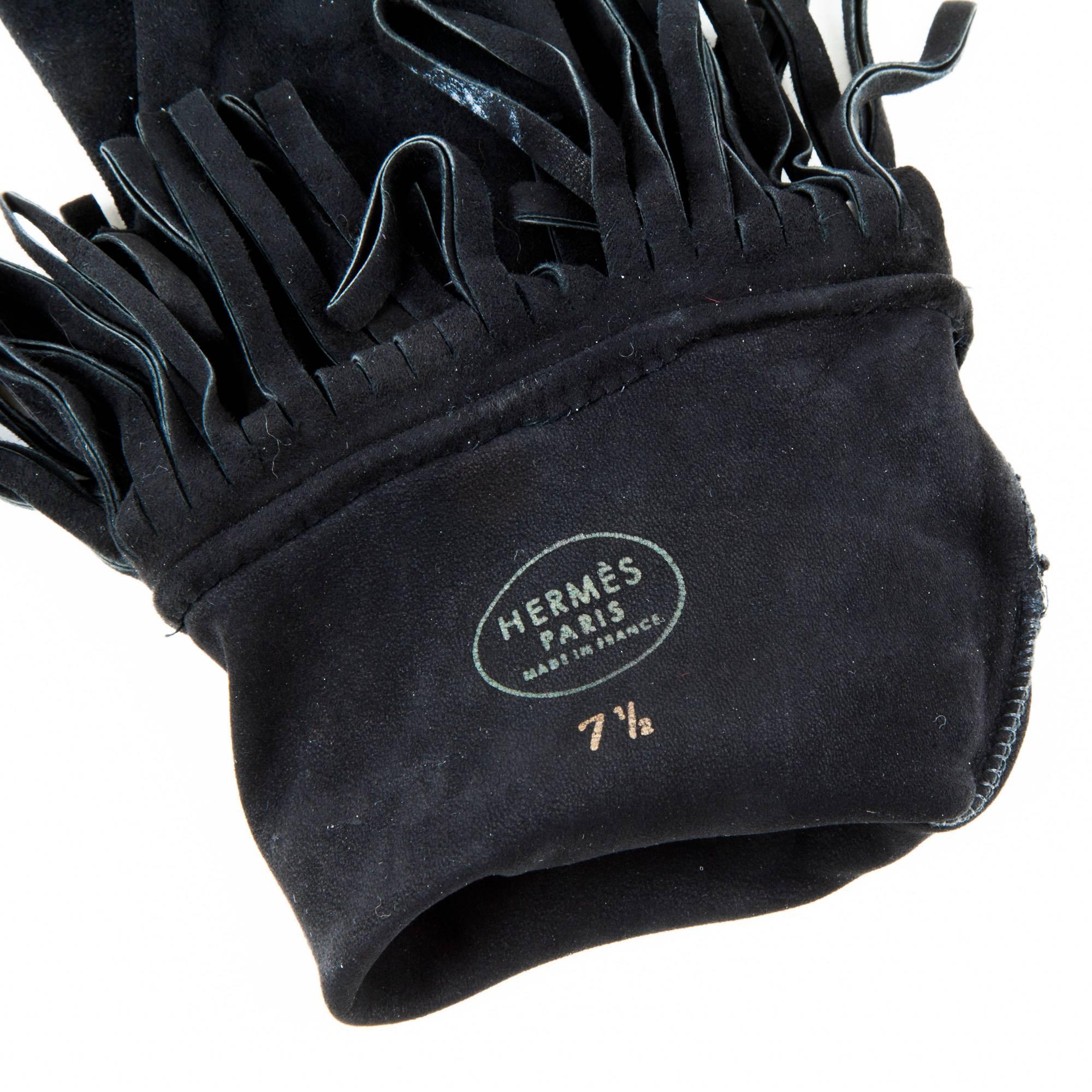 Women's HERMES Mid-Length Fringed Gloves in Black Suede Size 7.5 EU