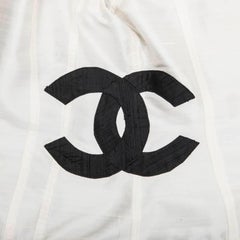 Chanel Reversible Jacket in Black and Ivory Shantung Silk, Size 38 EU