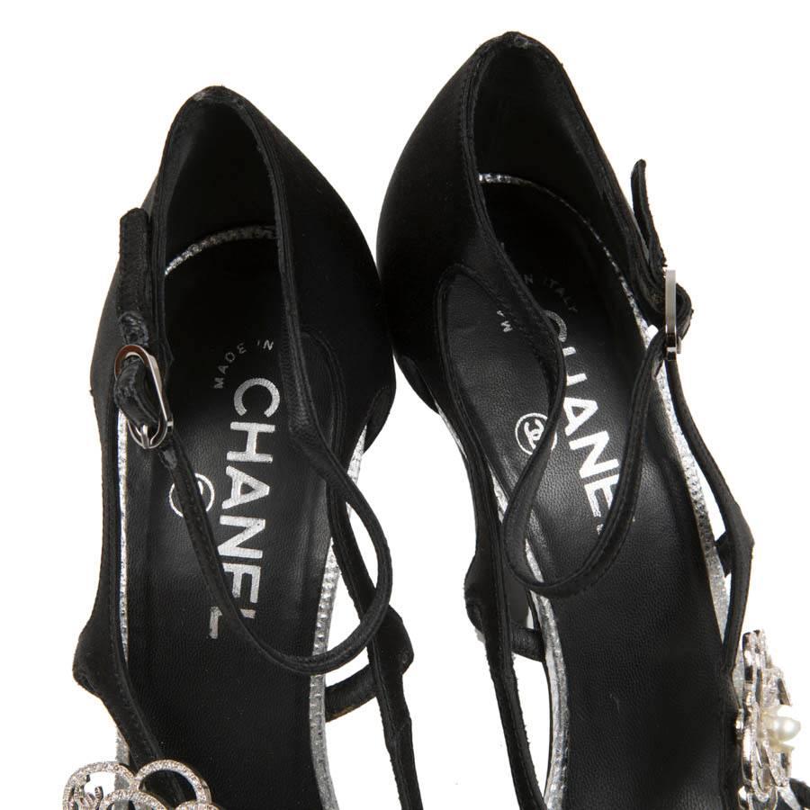 CHANEL High Sandals in Silver Python and Black Satin Leather Size 38.5EU 2