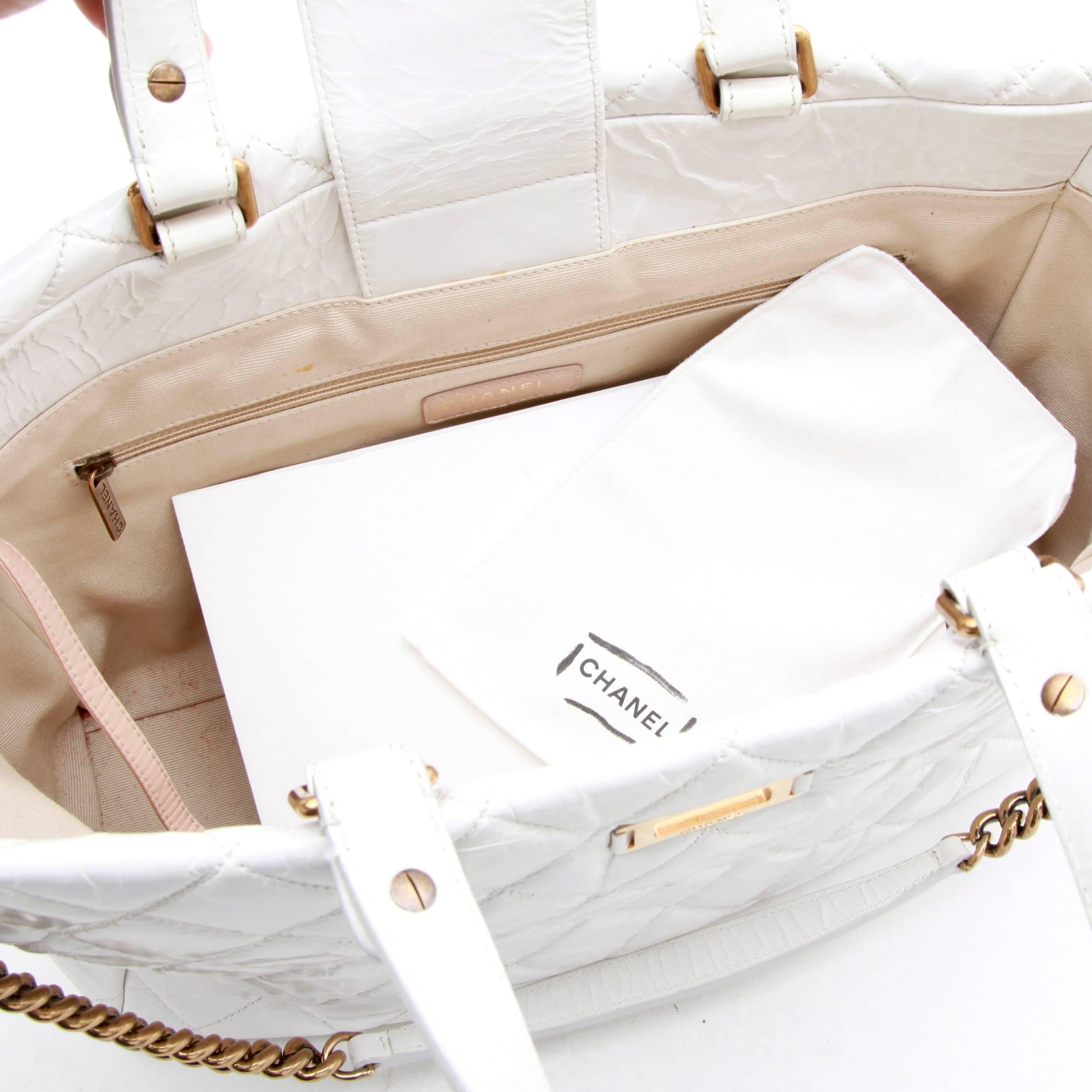 Gray CHANEL Tote Bag in Aged White Patent Leather