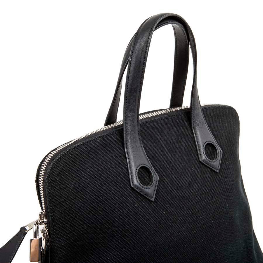 HERMES Bag in Black Canvas and Black Leather Handles 2