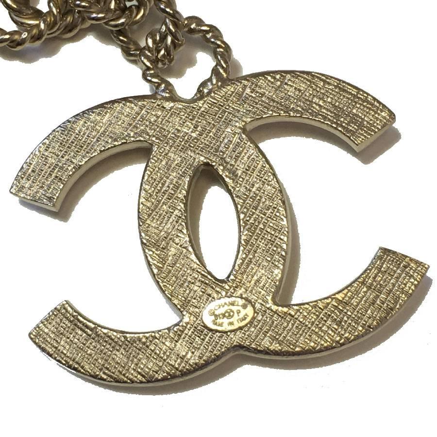 chanel metal and resin necklace